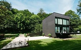 Le Cube