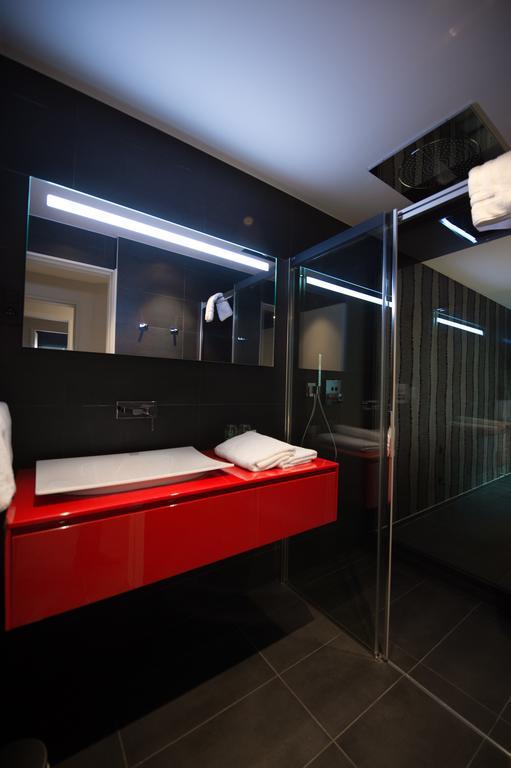 Villa Le Cube à Profondeville Extérieur photo